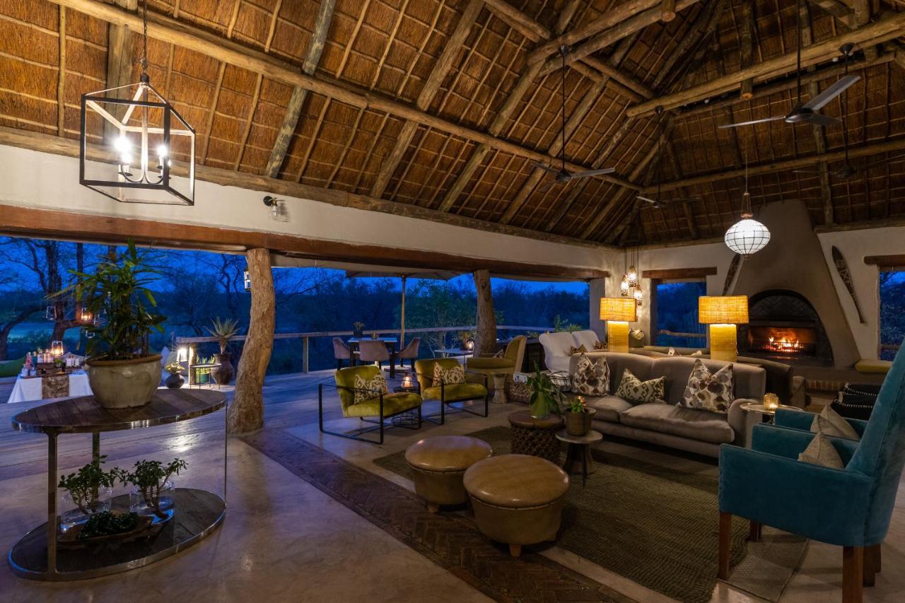 Thornybush Simbambili Lodge Reserva de caza Sabi Sand Exterior foto