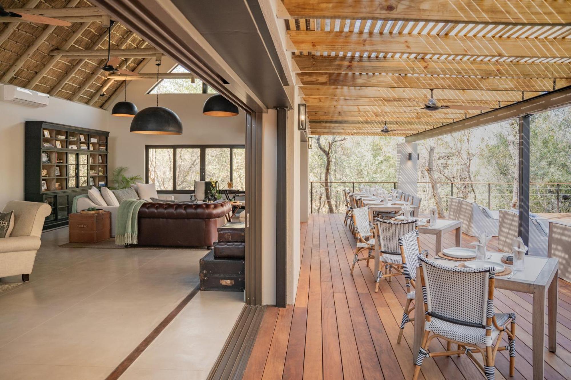 Thornybush Simbambili Lodge Reserva de caza Sabi Sand Exterior foto