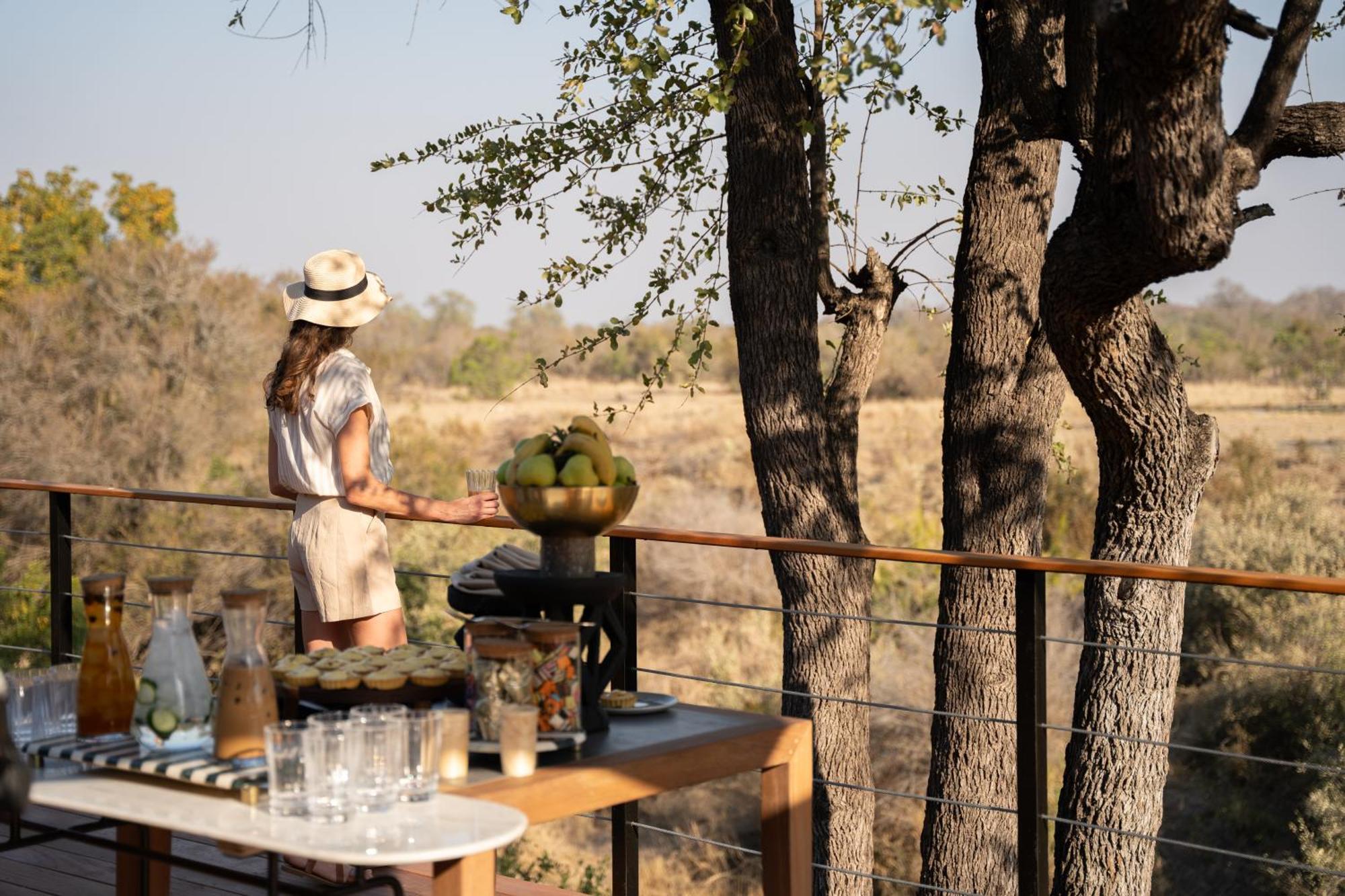 Thornybush Simbambili Lodge Reserva de caza Sabi Sand Exterior foto