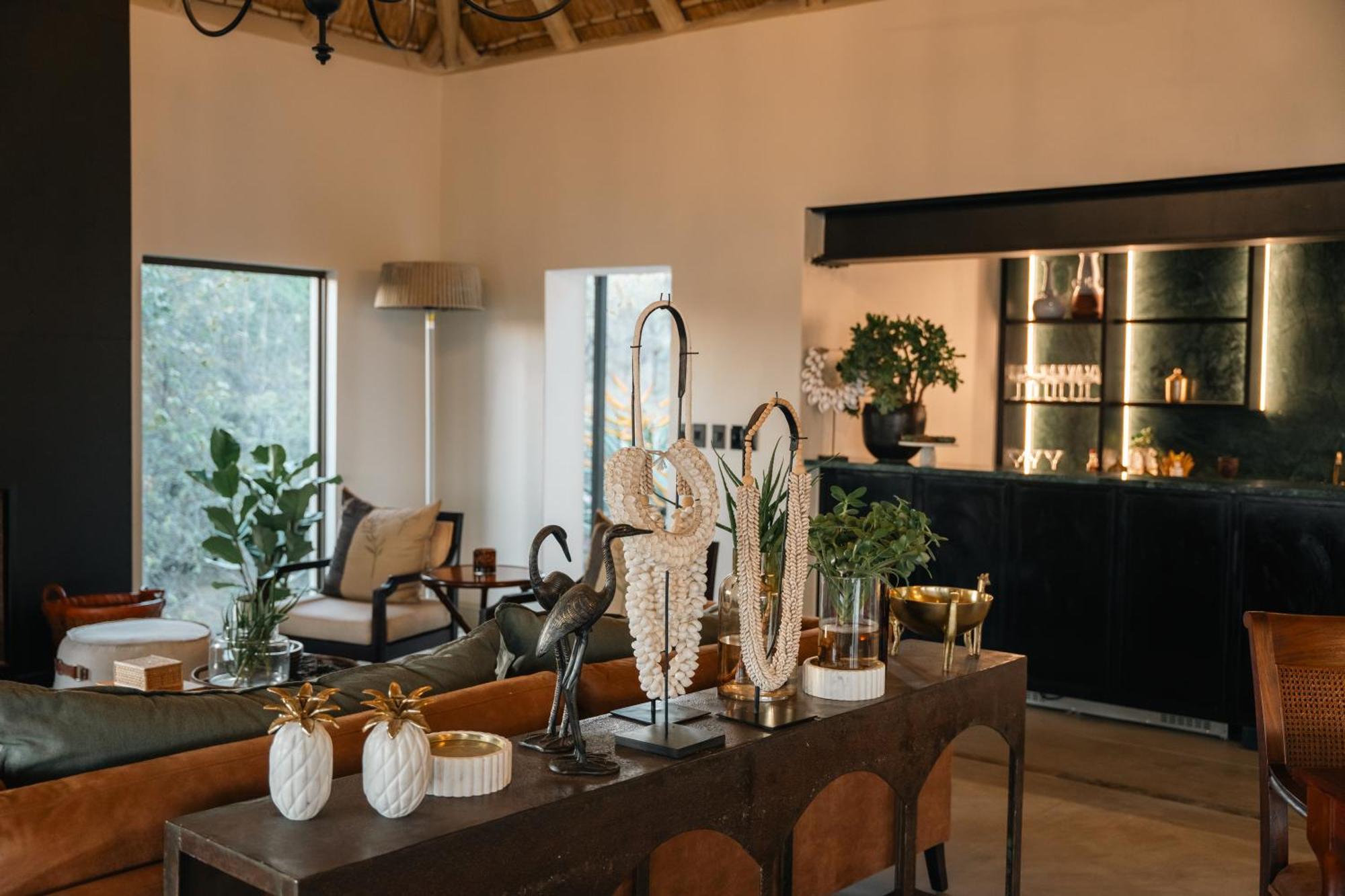 Thornybush Simbambili Lodge Reserva de caza Sabi Sand Exterior foto