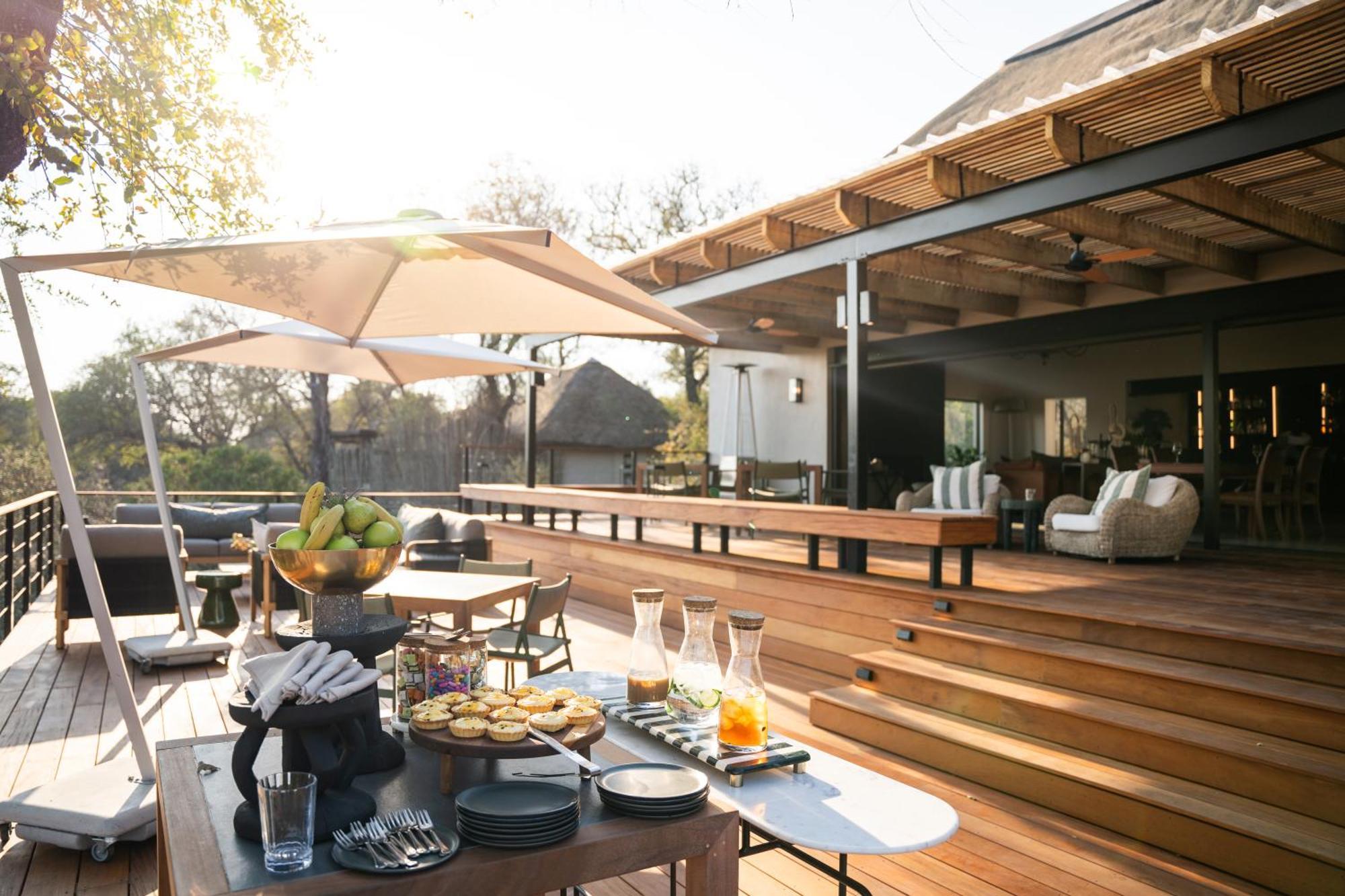Thornybush Simbambili Lodge Reserva de caza Sabi Sand Exterior foto