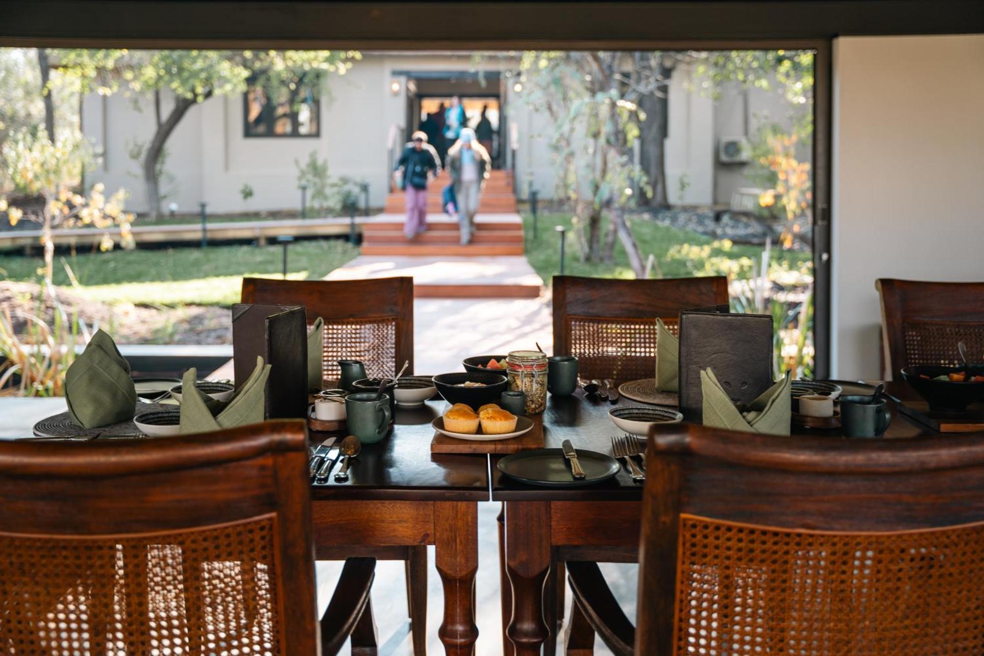Thornybush Simbambili Lodge Reserva de caza Sabi Sand Exterior foto